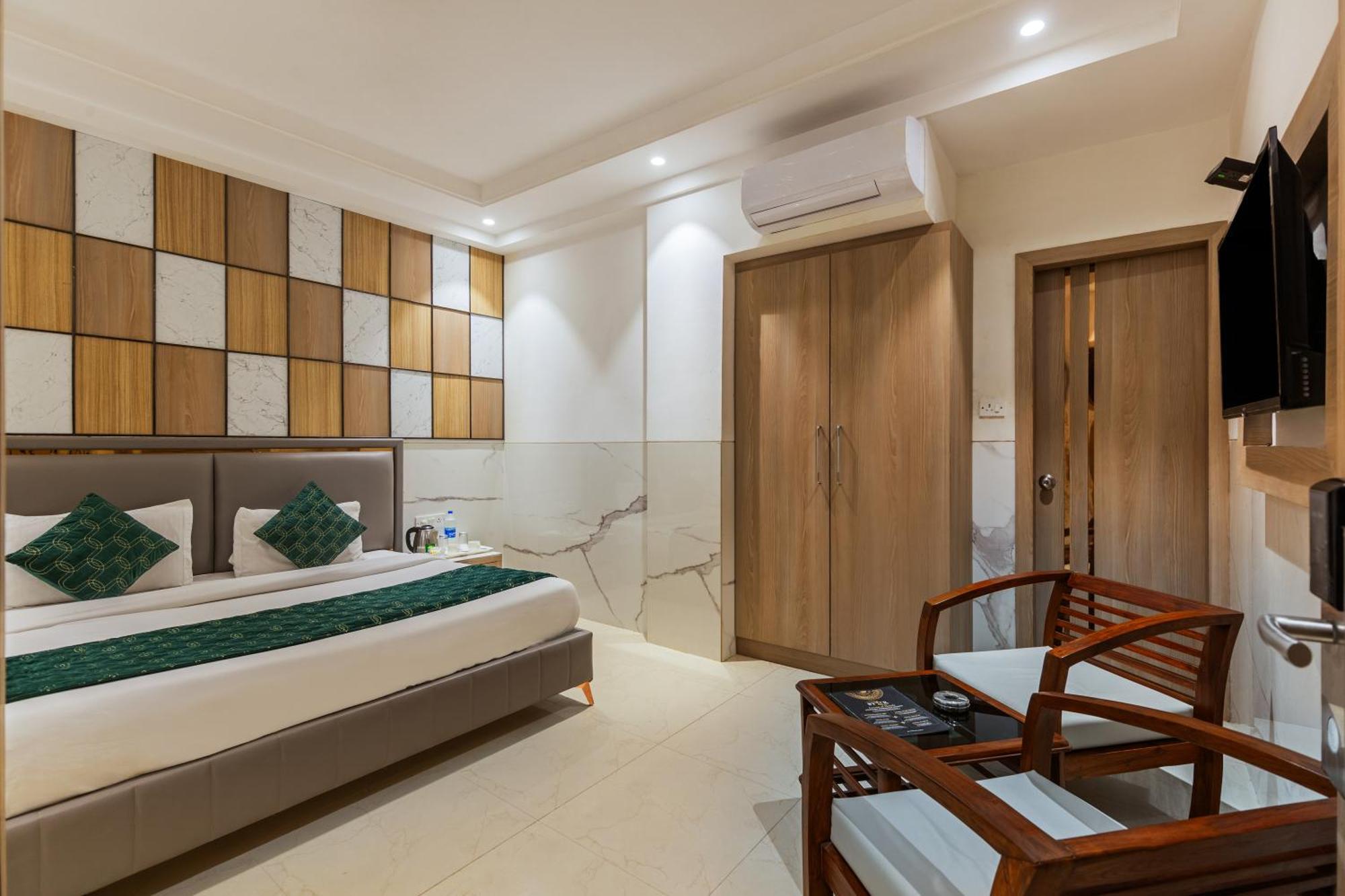 Hotel Delhi 37 By Star Group Near Delhi Airport New Delhi Exteriör bild