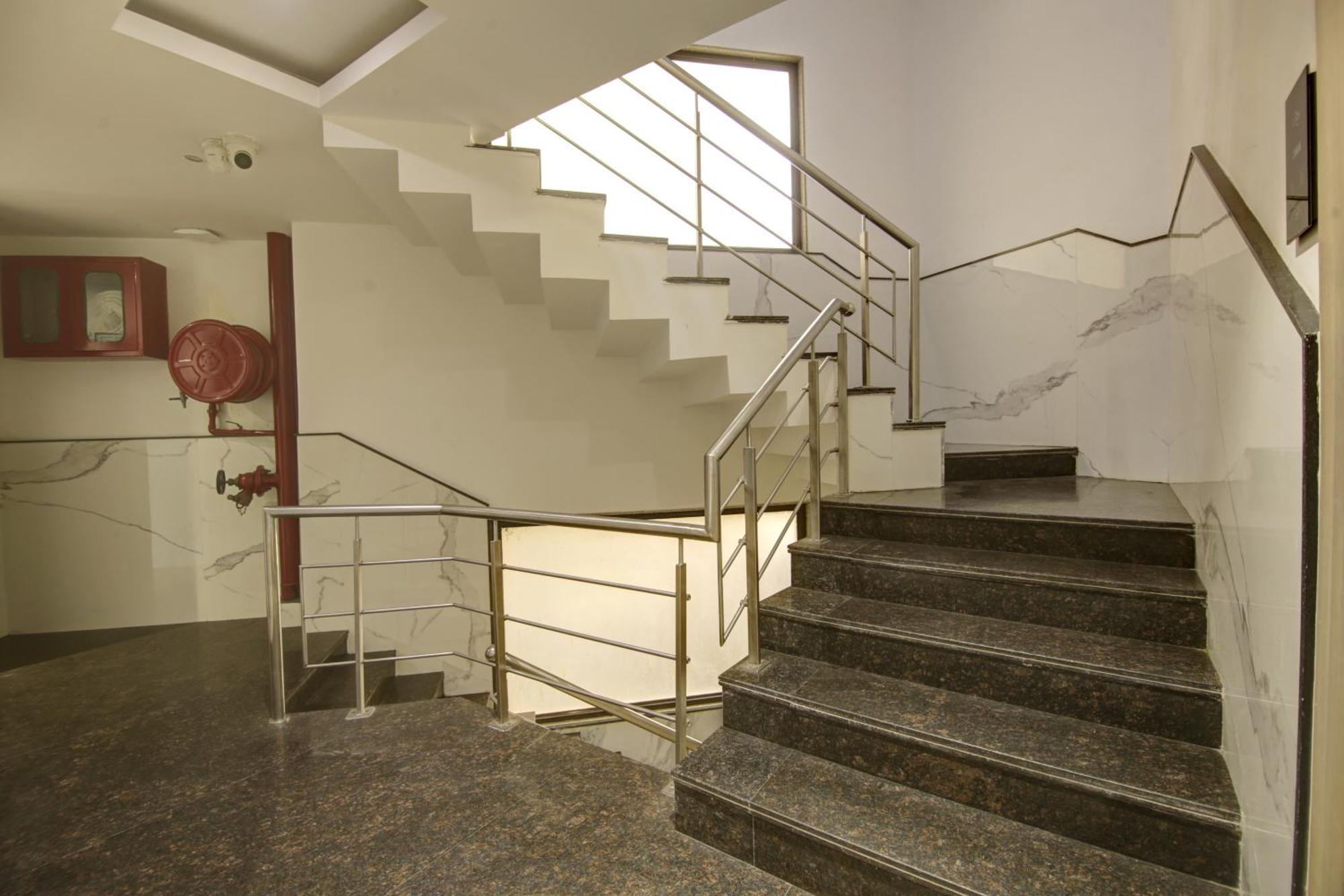 Hotel Delhi 37 By Star Group Near Delhi Airport New Delhi Exteriör bild