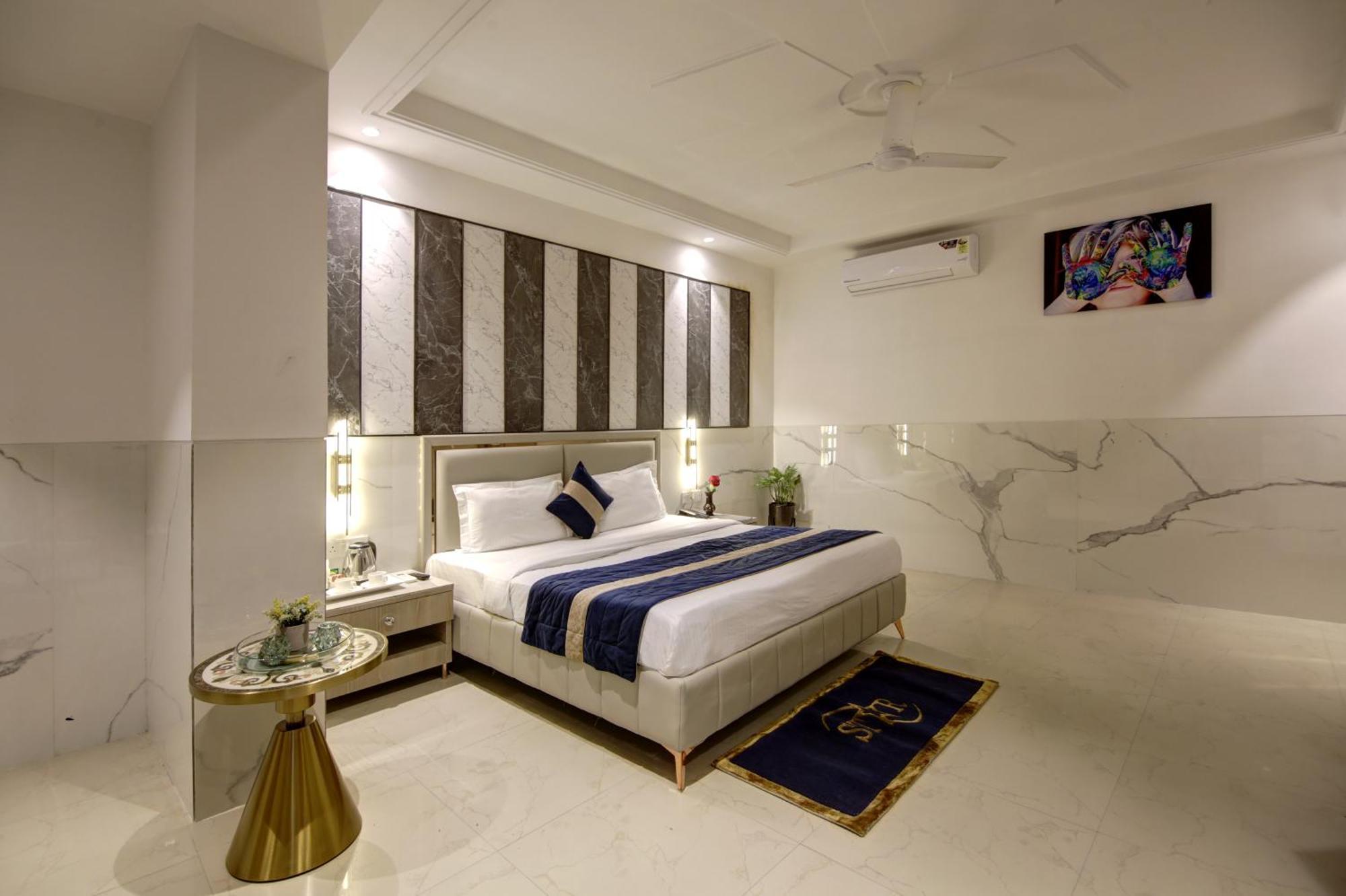 Hotel Delhi 37 By Star Group Near Delhi Airport New Delhi Exteriör bild