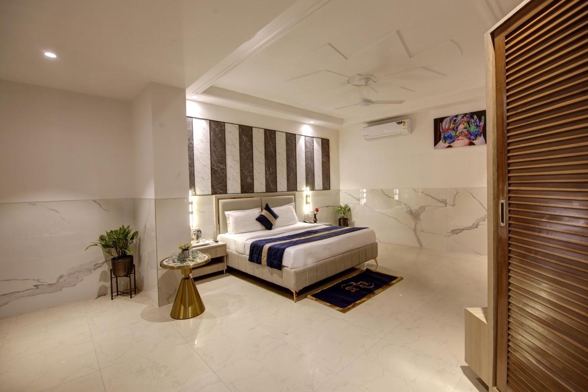 Hotel Delhi 37 By Star Group Near Delhi Airport New Delhi Exteriör bild