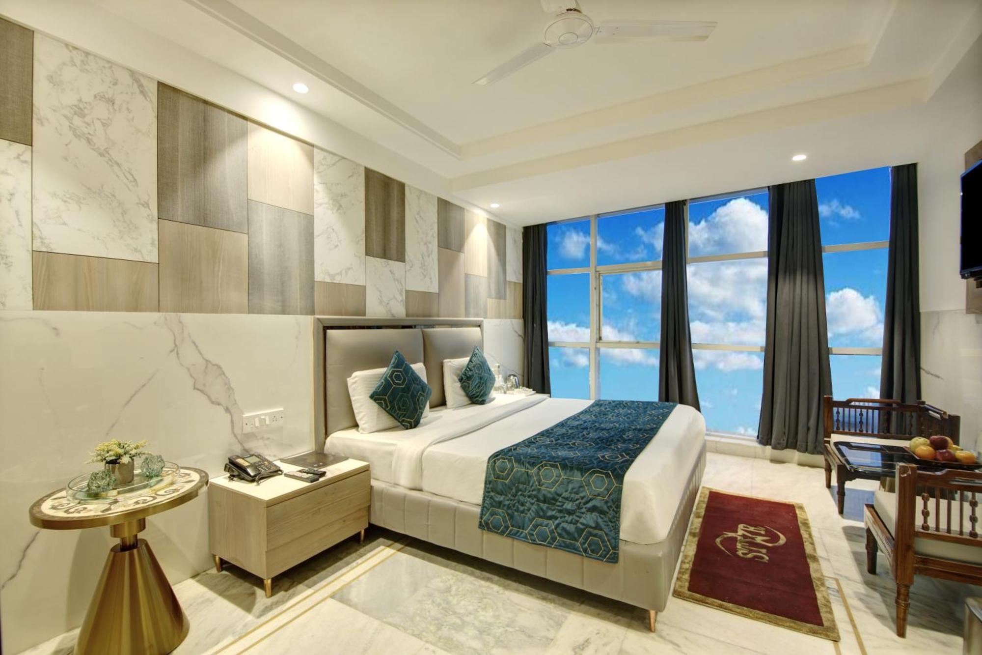 Hotel Delhi 37 By Star Group Near Delhi Airport New Delhi Exteriör bild